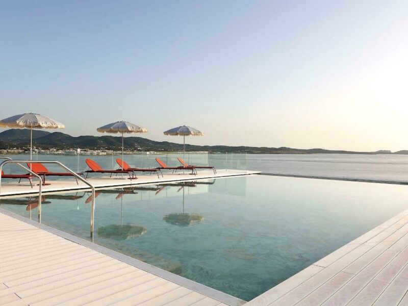 Ibiza : Palladium Hotel Group continue de révolutionner l’hôtellerie de luxe d’Ibiza avec l’ouverture de l’hôtel TRS Hotel Ibiza